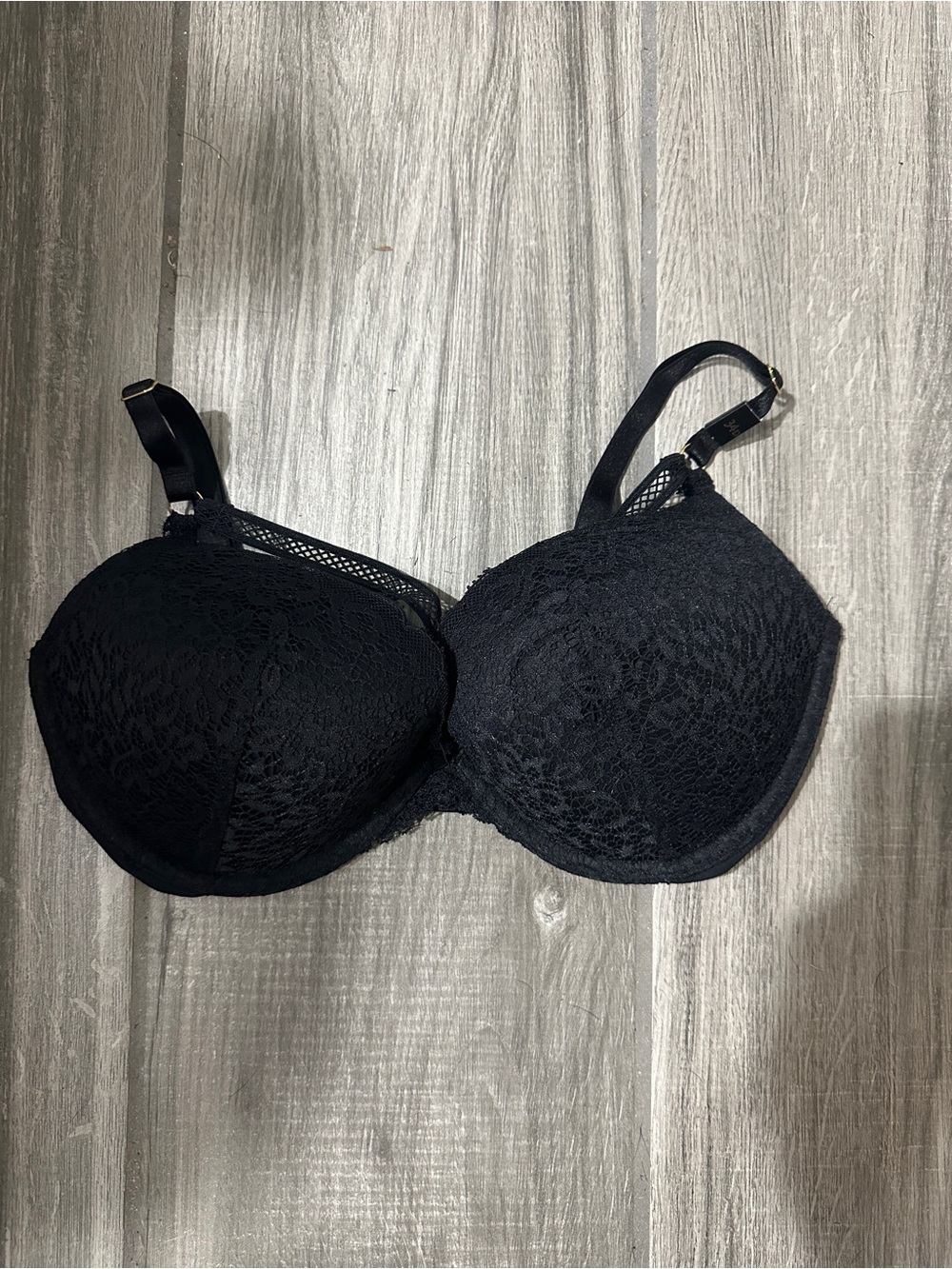 Victoria's Secret Black Lace Padded strappy  Underwire Bra